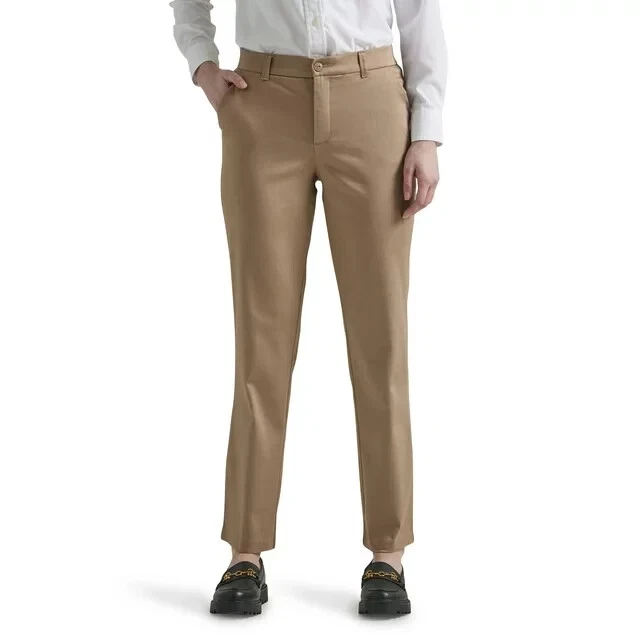 Lee® Women's Regular Fit Comfort Waist Straight Woven Pant, Size 10M