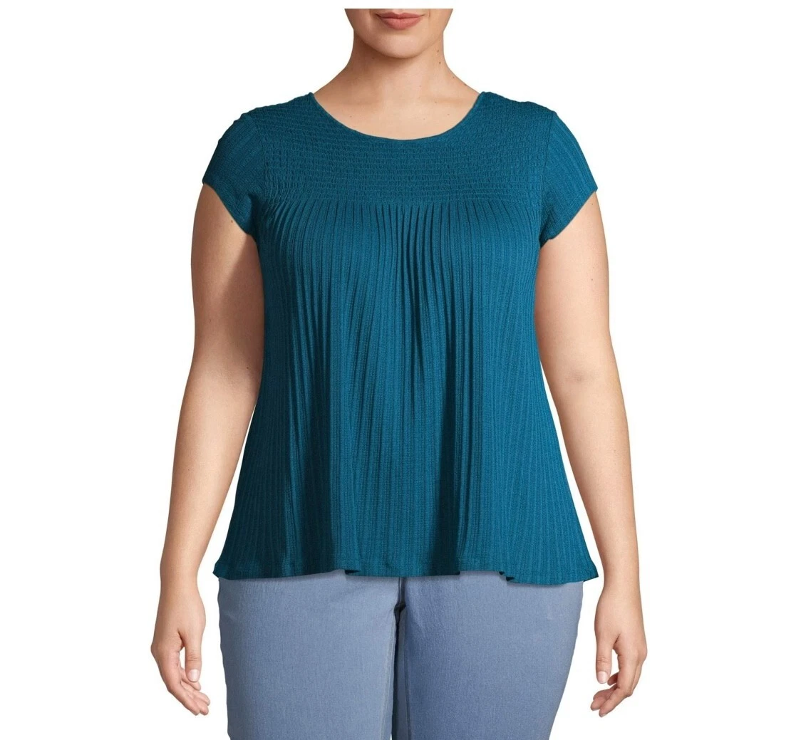 Time and Tru Women's Short Sleeve Smock Top Size (4-6)